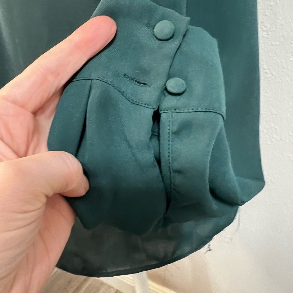 Parker Medium Green blouse with ruffles long sleeve - Picture 6 of 11